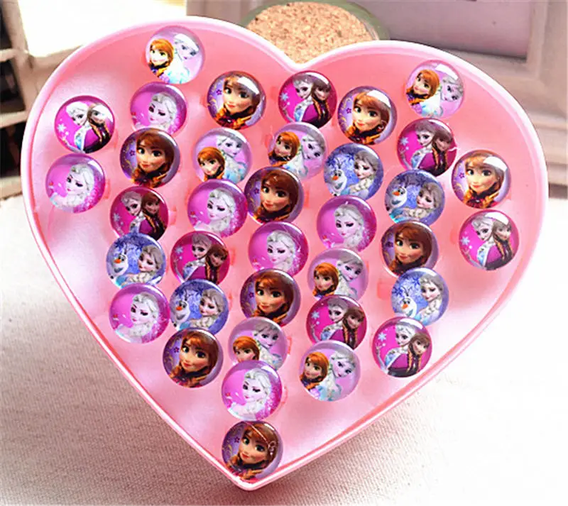 36 pcs/lot Disney Kids Doll Accessories Frozen Glass Heart-shaped Children's Ring Elsa Anna Princess Rings
36 pcs/lot Disney Kids Doll Accessories Frozen Glass Heart-shaped Children's Ring Elsa Anna Princess Rings