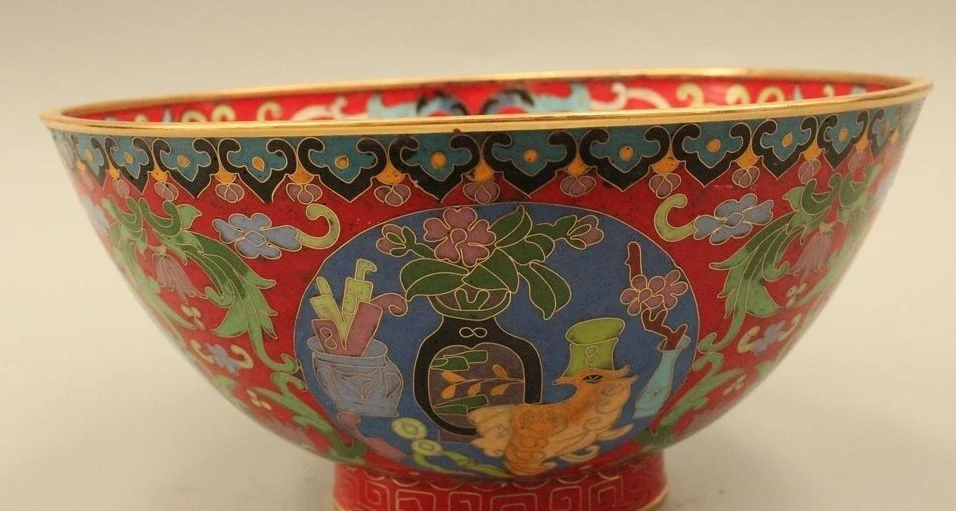4" Marked Chinese Cloisonne Bronze 24K Gold Longevity Dragon Flower Symbol Bowl
4" Marked Chinese Cloisonne Bronze 24K Gold Longevity Dragon Flower Symbol Bowl