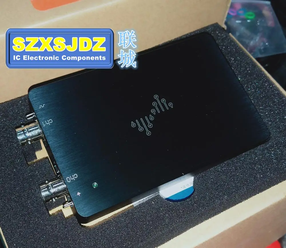 DSCope 20 DSLogic Plus DSLogic DSLogic De Base Plus Kit Double Canal + DSCope Kit Puissant Oscilloscope + Analyseur Logique
DSCope 20 DSLogic Plus DSLogic DSLogic De Base Plus Kit Double Canal + DSCope Kit Puissant Oscilloscope + Analyseur Logique