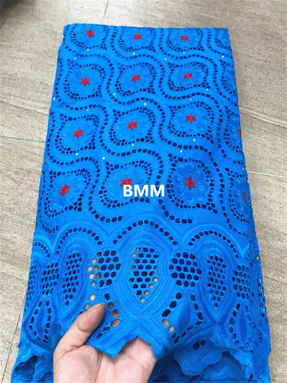 sky blues wiss voile lace in switzerland dry lace fabrics high quality cotton lace fabric robe dentelle african fabric 5yard/lot
sky blues wiss voile lace in switzerland dry lace fabrics high quality cotton lace fabric robe dentelle african fabric 5yard/lot