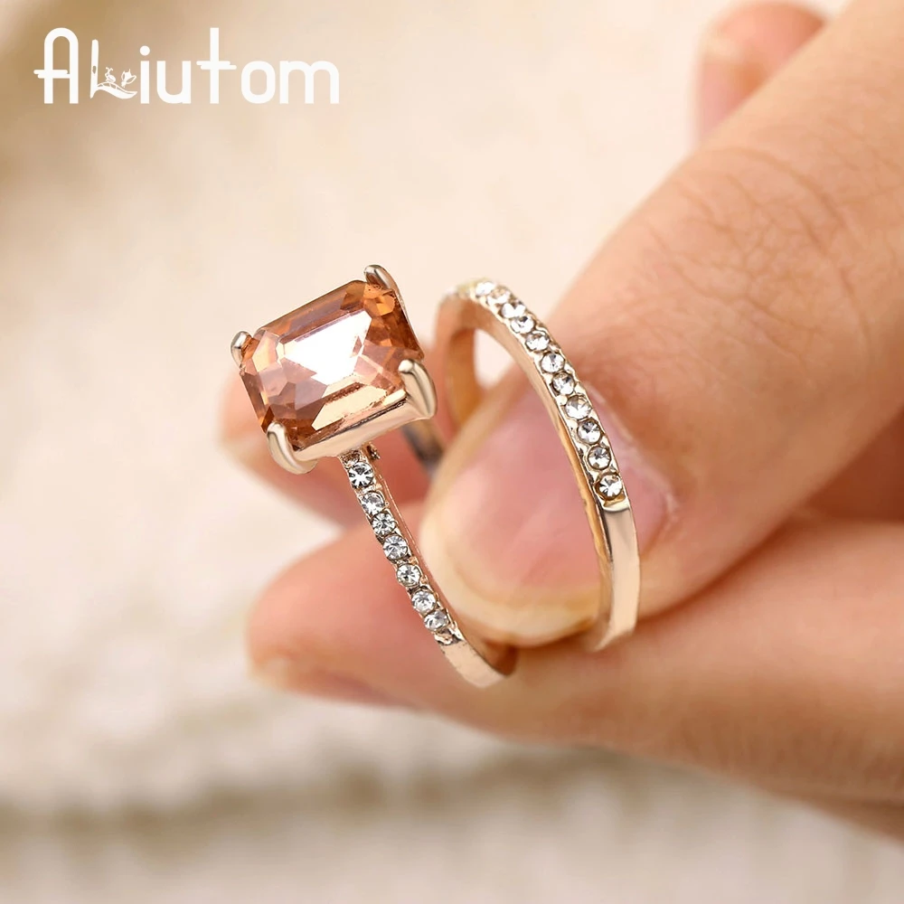 ALIUTOM 2Pcs Rose Gold Square Large Zircon Deluxe Round Small Crystal Wedding Geometry Engagement Ring Size 6-10 A Direct Sale
ALIUTOM 2Pcs Rose Gold Square Large Zircon Deluxe Round Small Crystal Wedding Geometry Engagement Ring Size 6-10 A Direct Sale