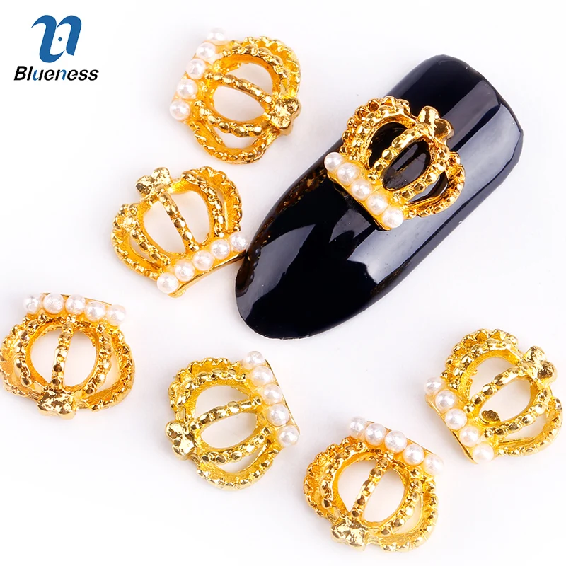 Blueness Nail Art Decoration Rhinestone For Nails 10Pcs/Pack Hollow Gold Imperial Crown With Pearl Alloy DIY Glitters Nail Tools
Blueness Nail Art Decoration Rhinestone For Nails 10Pcs/Pack Hollow Gold Imperial Crown With Pearl Alloy DIY Glitters Nail Tools
