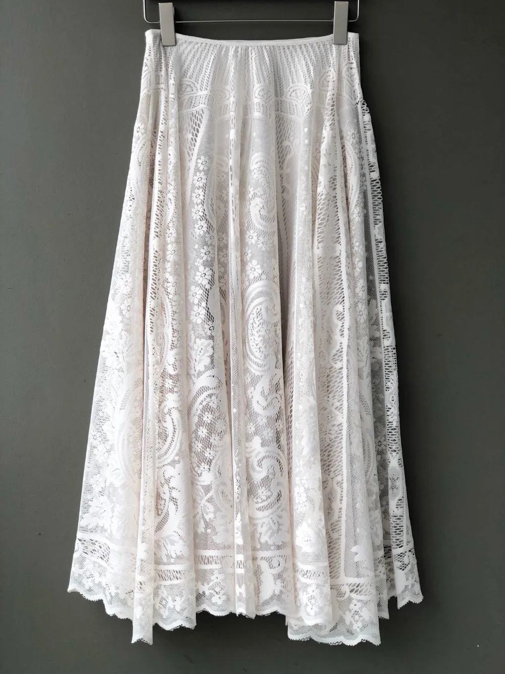 2019 spring and summer new ladies lace white female openwork pattern female skirt 0315
2019 spring and summer new ladies lace white female openwork pattern female skirt 0315