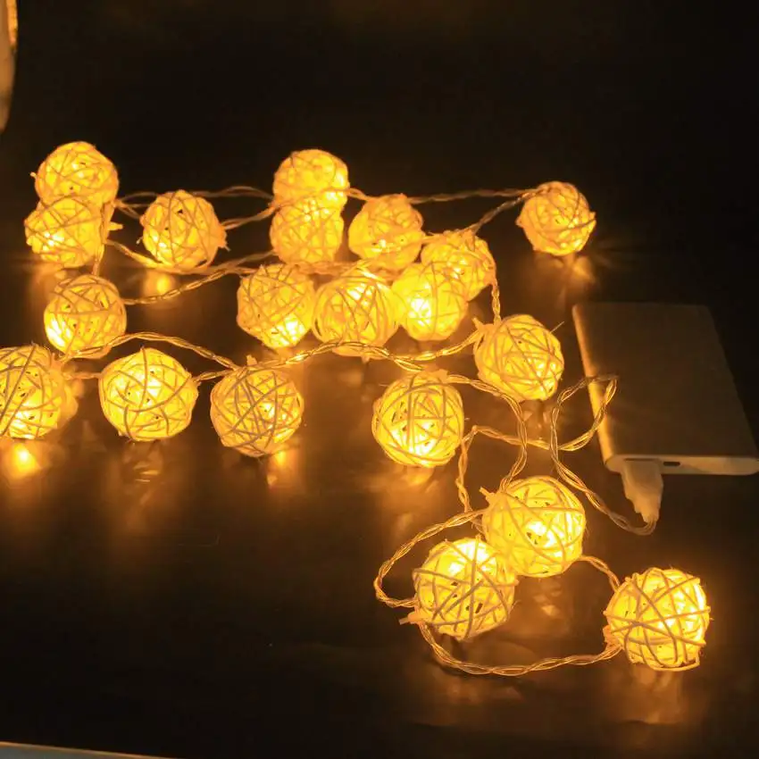 USB DC5V 2M 20 LED 3M Fairy String LED lights Indoor Rattan ball pendants Christmas tree New year Wedding Party Home Decoration
USB DC5V 2M 20 LED 3M Fairy String LED lights Indoor Rattan ball pendants Christmas tree New year Wedding Party Home Decoration