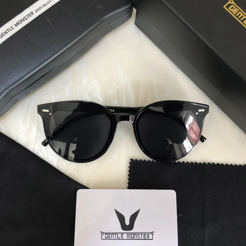 2019 Gentle Monster Women Sunglasses East Moon Fashion Lady Elegant Cat Eye Sunglass Woman Vintage Sun glasses Original oculos
2019 Gentle Monster Women Sunglasses East Moon Fashion Lady Elegant Cat Eye Sunglass Woman Vintage Sun glasses Original oculos