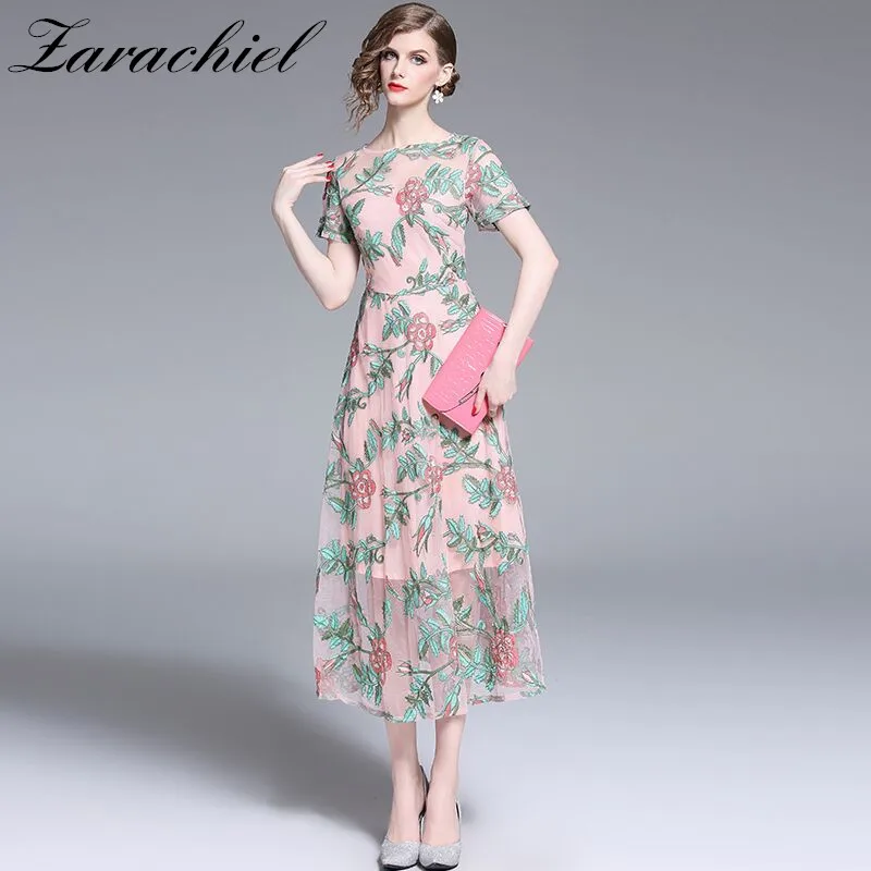 Vintage Flower Embroidery Dress 2019 Summer Women Short Sleeve Overlay Floral Sheer Mesh Dress Evening Wedding Party Long Dress
Vintage Flower Embroidery Dress 2019 Summer Women Short Sleeve Overlay Floral Sheer Mesh Dress Evening Wedding Party Long Dress