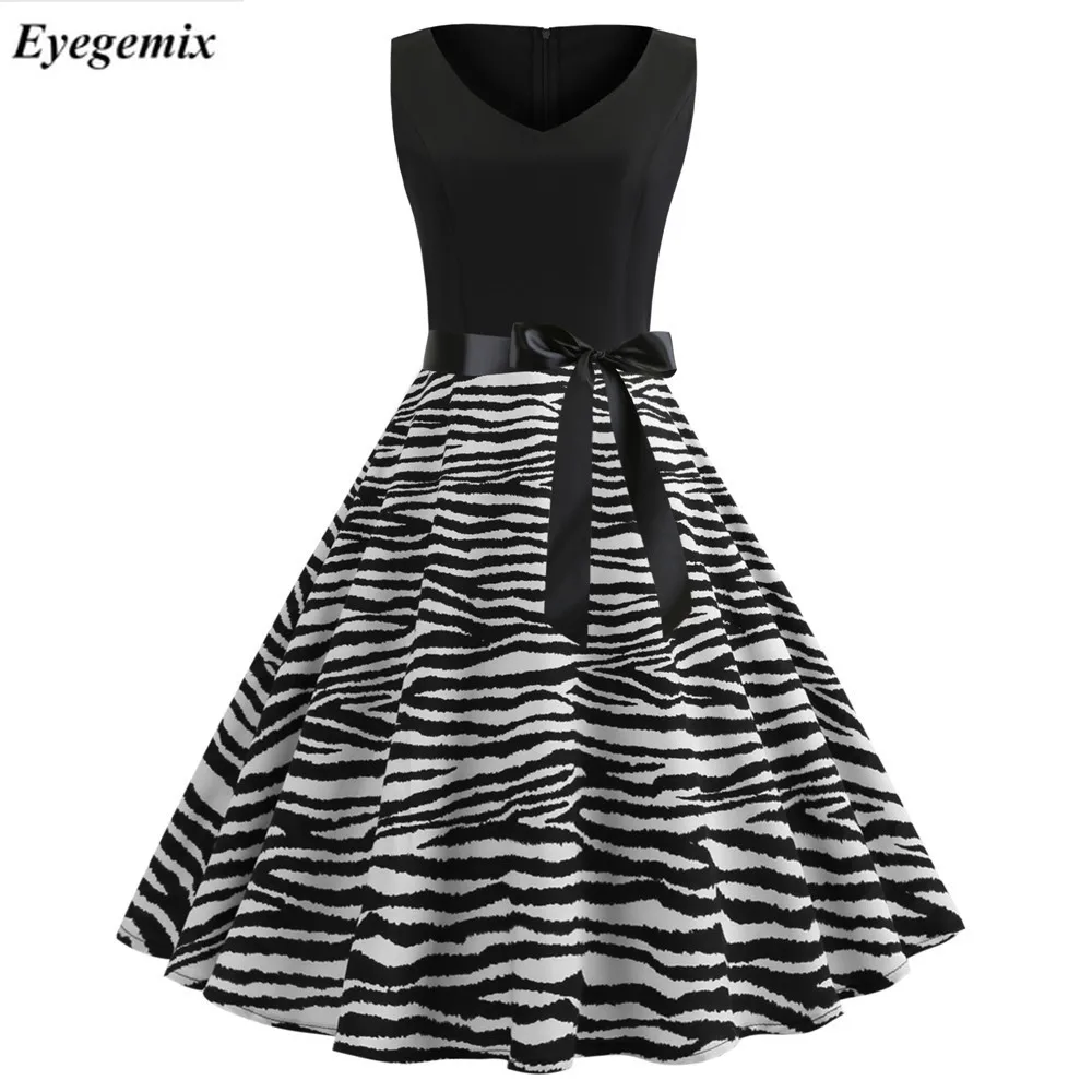 Print Summer Dresses Women Sleeveless 50s 60s Vintage Dress with Belt Elegant Rockabilly Party Dresses Plus Size Midi Sundress
Print Summer Dresses Women Sleeveless 50s 60s Vintage Dress with Belt Elegant Rockabilly Party Dresses Plus Size Midi Sundress