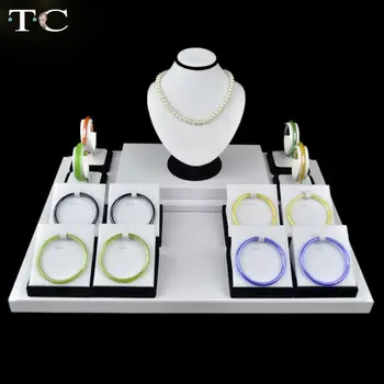 Jewelry Display White PU Leather Necklace Pendant Stand Bracelet Holder Reck 50*36CM Jewellery Showcase Organizer Case
Jewelry Display White PU Leather Necklace Pendant Stand Bracelet Holder Reck 50*36CM Jewellery Showcase Organizer Case