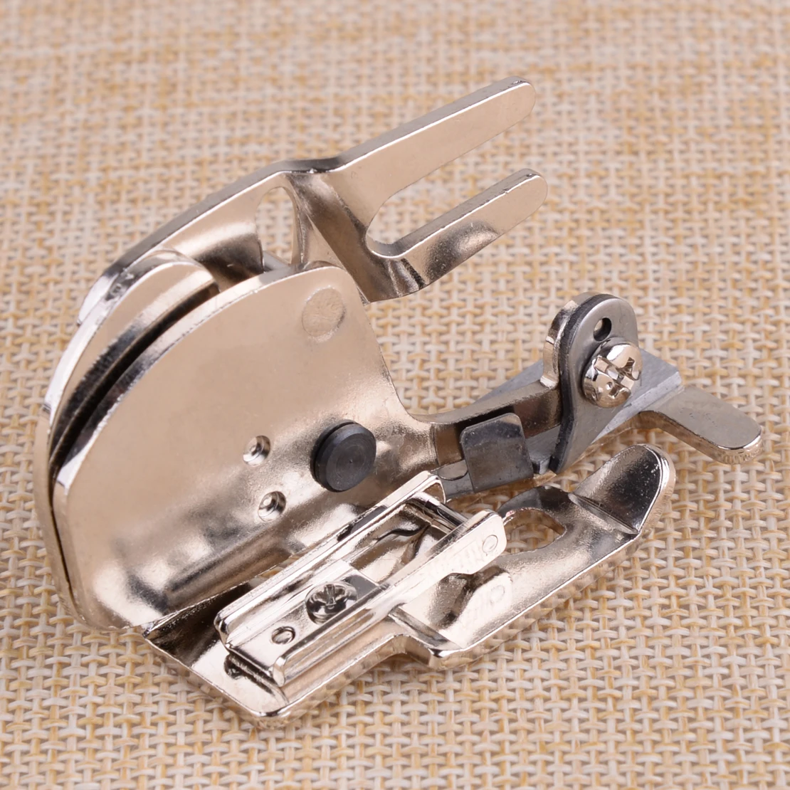 LETAOSK Household Snap On Side Cutter Cut N Presser Foot CY-20 Stainless Steel for Shank Sewing Machine Replacement
LETAOSK Household Snap On Side Cutter Cut N Presser Foot CY-20 Stainless Steel for Shank Sewing Machine Replacement