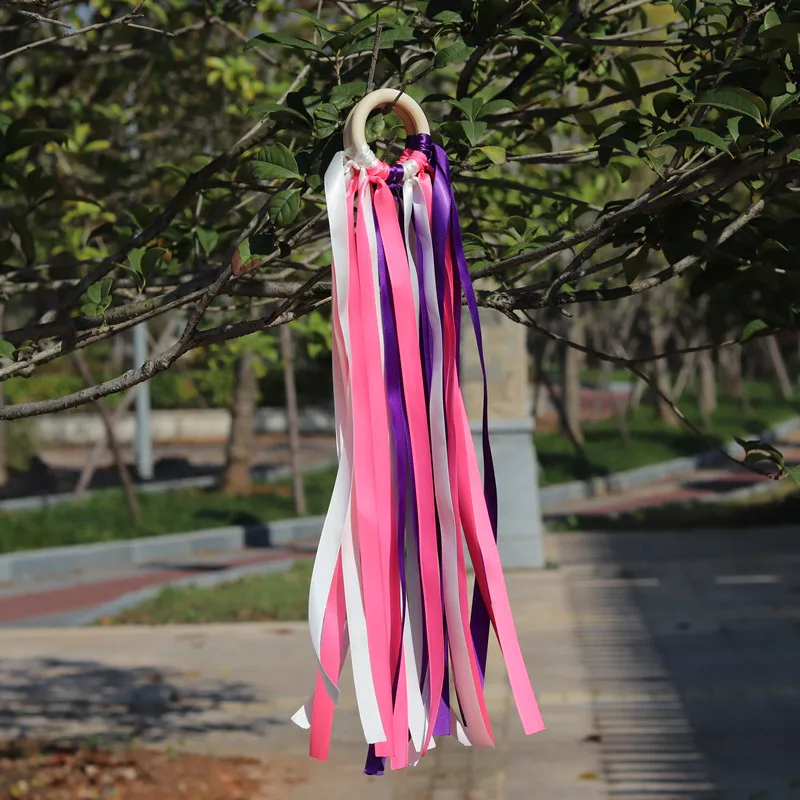Newest 20 Pieces/Lot Purple Wooden Ring Waldorf Ribbon Hand Kite Toy Swirl Stremers FLY ME Birthyday Party Favors
Newest 20 Pieces/Lot Purple Wooden Ring Waldorf Ribbon Hand Kite Toy Swirl Stremers FLY ME Birthyday Party Favors