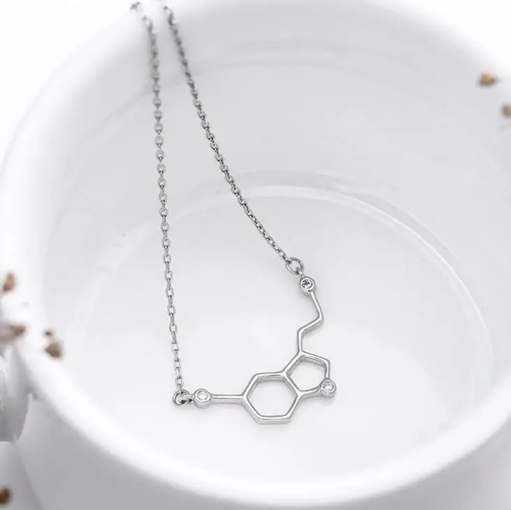 yiustar 2018 New Fashion Serotonin Molecule Necklace Women Chemistry Jewelry bohemian Necklace SYXL056
yiustar 2018 New Fashion Serotonin Molecule Necklace Women Chemistry Jewelry bohemian Necklace SYXL056