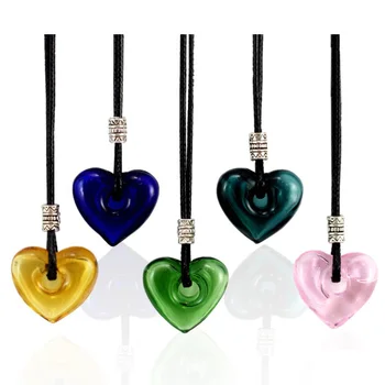 0.5ml Essential oil bottles Empty perfume bottle Mini Small Sample Vials Colored glaze pendant handmade Heart shape
0.5ml Essential oil bottles Empty perfume bottle Mini Small Sample Vials Colored glaze pendant handmade Heart shape