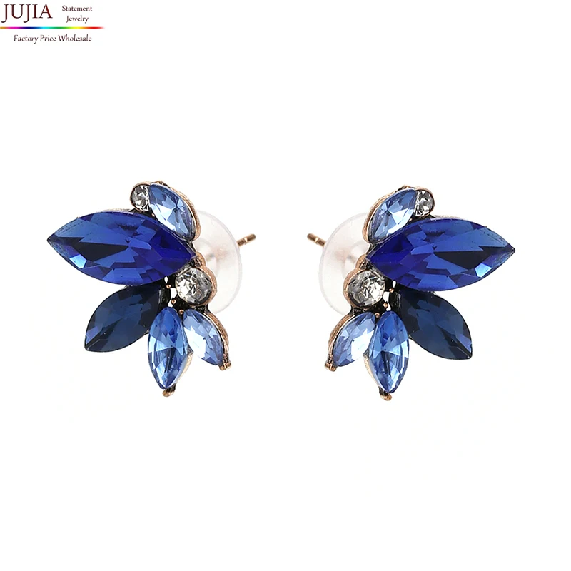 Image 8 colors JUJIA Good quality simple small wing Symmetric crystal earrings fashion women statement earring girl party stud earring