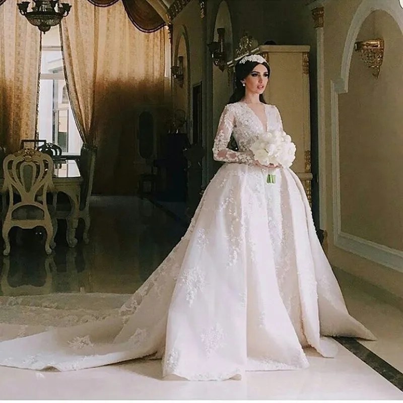 Vestido De Noiva Sexy V Neckline Long Sleeve Wedding Dresses 2019 Luxury Beaded Appliques Detachable Chapel Train Bridal Gowns
Vestido De Noiva Sexy V Neckline Long Sleeve Wedding Dresses 2019 Luxury Beaded Appliques Detachable Chapel Train Bridal Gowns