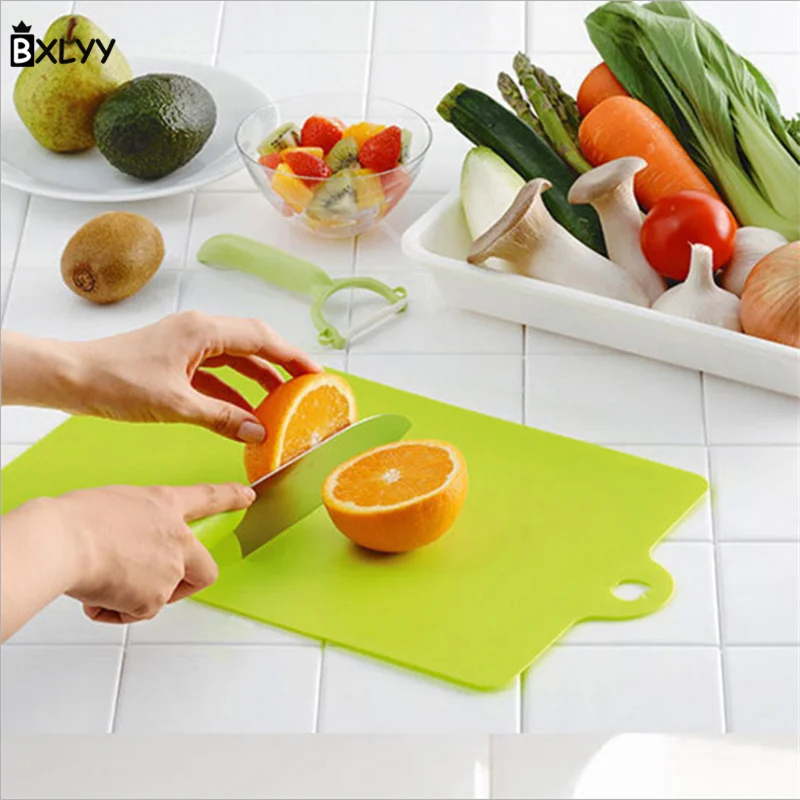 BXLYY non-slip ultra-thin soft plastic cutting board can be bent hanging chopping board kitchen home decoration accessories 7z
BXLYY non-slip ultra-thin soft plastic cutting board can be bent hanging chopping board kitchen home decoration accessories 7z