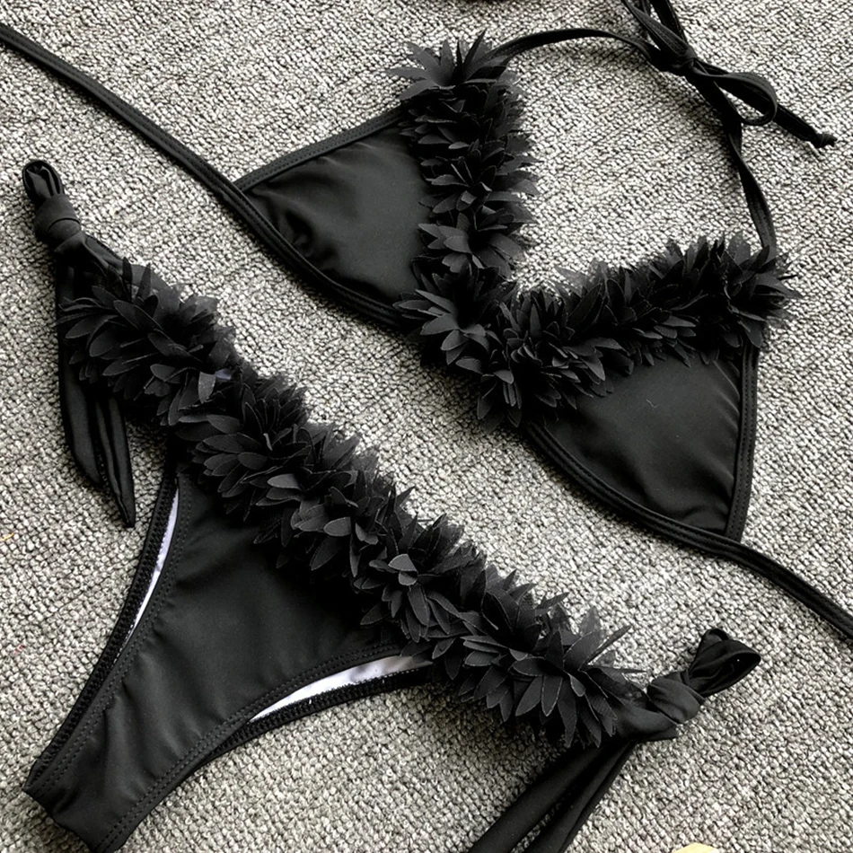 Black Ruffles Swimsuit Women Push Up Bikini 2019 Solid Bikini Set Halter Bandage Bathing Suit Summer Swimming Suit Beachwear
Black Ruffles Swimsuit Women Push Up Bikini 2019 Solid Bikini Set Halter Bandage Bathing Suit Summer Swimming Suit Beachwear