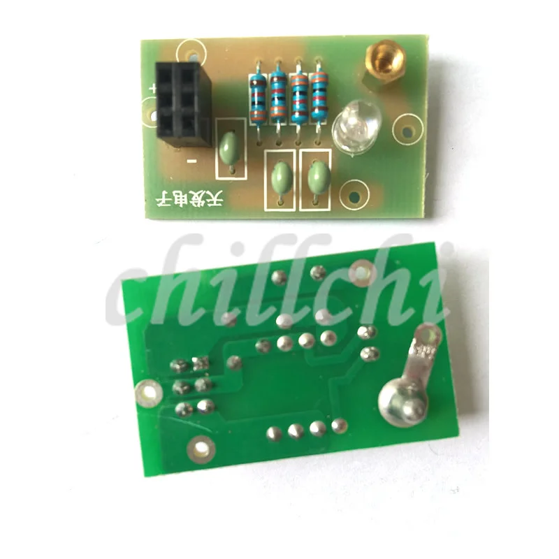 Tesla coil Screw lamp circuit board 3.7*2.4CM Almighty King transmitter circuit board circuit board with intelligent King
Tesla coil Screw lamp circuit board 3.7*2.4CM Almighty King transmitter circuit board circuit board with intelligent King