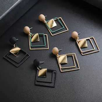 2020 Retro women's fashion statement earrings for wedding party Christmas gift wholesale
2020 Retro women's fashion statement earrings for wedding party Christmas gift wholesale