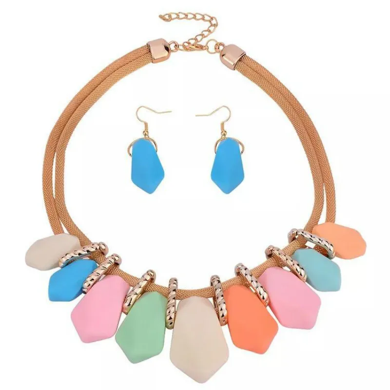 Clavicle chain necklace is costly and easy temperament covers adornment female fittings Brazil is beautiful
Clavicle chain necklace is costly and easy temperament covers adornment female fittings Brazil is beautiful