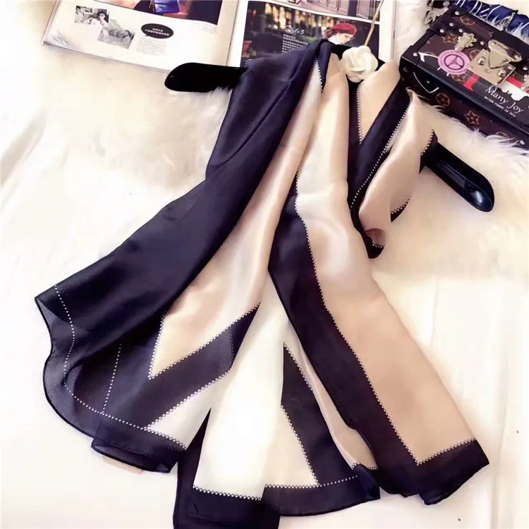 2017 luxury brand Women Silk scarf Beach Shawl and Echarpe Luxurious Wrap Designer scarves Plus Size female beach stole bandana
2017 luxury brand Women Silk scarf Beach Shawl and Echarpe Luxurious Wrap Designer scarves Plus Size female beach stole bandana