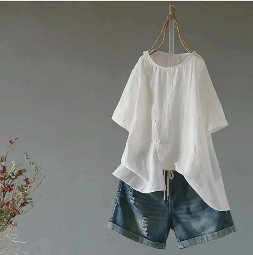 Vintage Women's summer T-shirt plus size Button Short Sleeve Cotton And Linen Round Neck Loose T-Shirt camisetas mujer koszulki
Vintage Women's summer T-shirt plus size Button Short Sleeve Cotton And Linen Round Neck Loose T-Shirt camisetas mujer koszulki