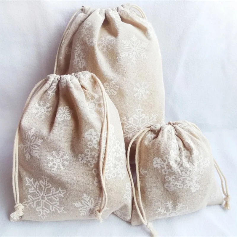 1pcs Snow Christmas Drawstring Cotton Linen Storage Bag Gift Candy Tea Jewelry Organizer Makeup Cosmetic Coins keys Bags 49039
1pcs Snow Christmas Drawstring Cotton Linen Storage Bag Gift Candy Tea Jewelry Organizer Makeup Cosmetic Coins keys Bags 49039