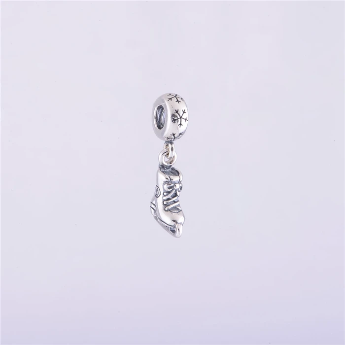 LW110 100% 925 Sterling Silver Snow Boot Gift Screw Core Charm Bead, DIY Jewelry Findings Compatible With Pandora Style Bracelet
LW110 100% 925 Sterling Silver Snow Boot Gift Screw Core Charm Bead, DIY Jewelry Findings Compatible With Pandora Style Bracelet