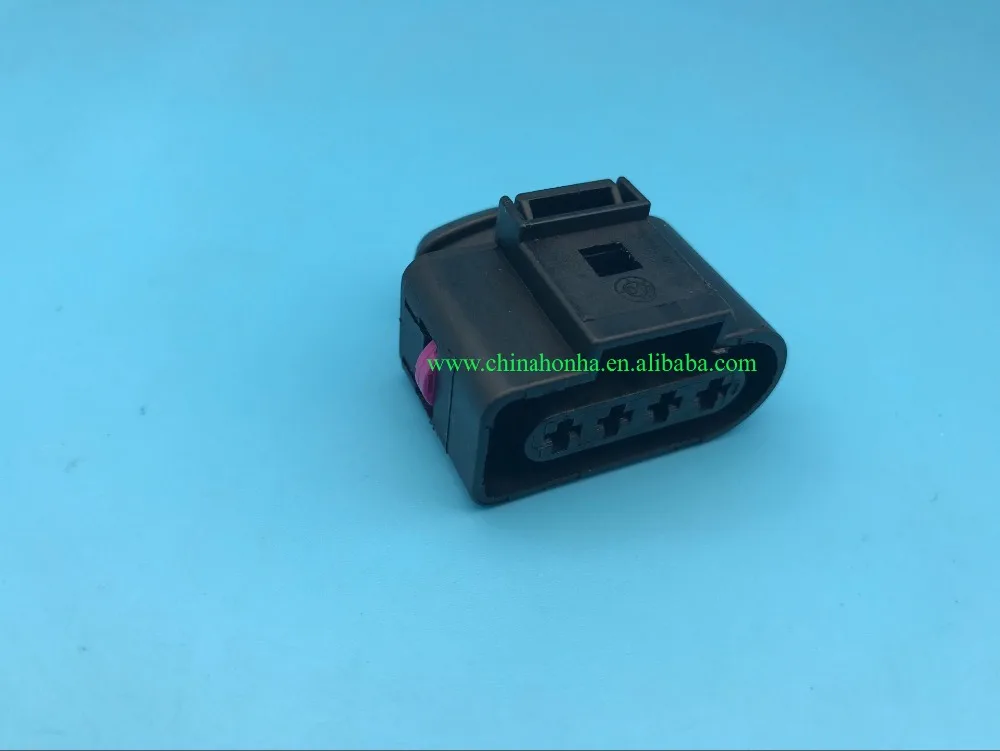42121400 1J0 973 704 1JO 973 704 1JO973704 1J0973704 PA66 4 Way Sealed Pigtail 4 pin Ignition Coil 1.5mm Connector
42121400 1J0 973 704 1JO 973 704 1JO973704 1J0973704 PA66 4 Way Sealed Pigtail 4 pin Ignition Coil 1.5mm Connector
