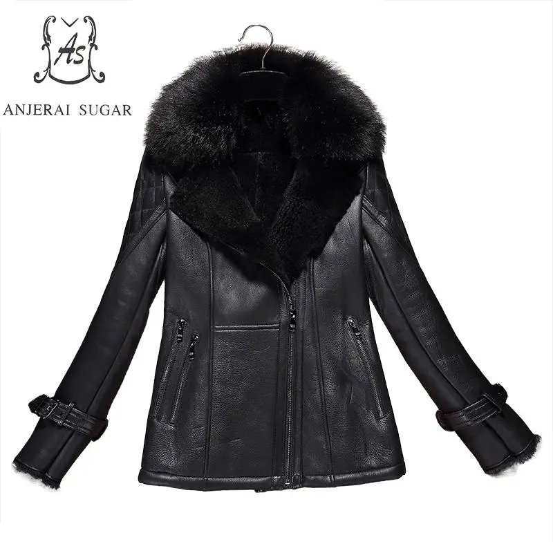 Winter Sheep genuine leather fur jacket Women black sexy slim Fox feather collar short feminino natural mouton lamb fur coats
Winter Sheep genuine leather fur jacket Women black sexy slim Fox feather collar short feminino natural mouton lamb fur coats