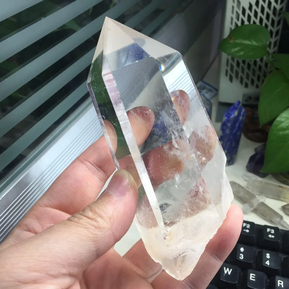 High Quality Natural Crystal 367g Transparent Quartz Crystal Point Healing Hexagonal Wand Treatment Lucky Stone #A520
High Quality Natural Crystal 367g Transparent Quartz Crystal Point Healing Hexagonal Wand Treatment Lucky Stone #A520
