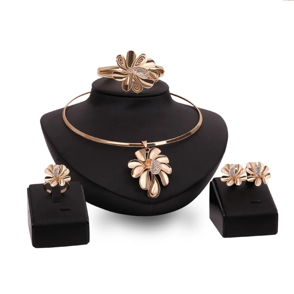 African Wedding Jewelry Dubai Gold color Jewelry Sets For Women Dubai Indian Big African Jewelry Necklace Earring
African Wedding Jewelry Dubai Gold color Jewelry Sets For Women Dubai Indian Big African Jewelry Necklace Earring