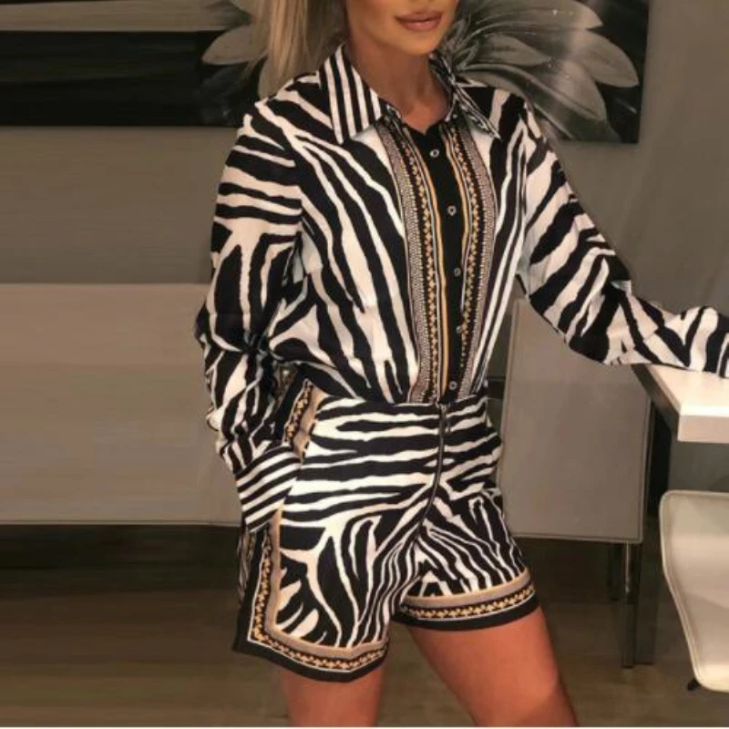 2019 Women Zebra Print Buttoned Shirt & Zipper Short Sets Casual Breasted Turn-down Collar Shirt Above Knee Mini Short
2019 Women Zebra Print Buttoned Shirt & Zipper Short Sets Casual Breasted Turn-down Collar Shirt Above Knee Mini Short