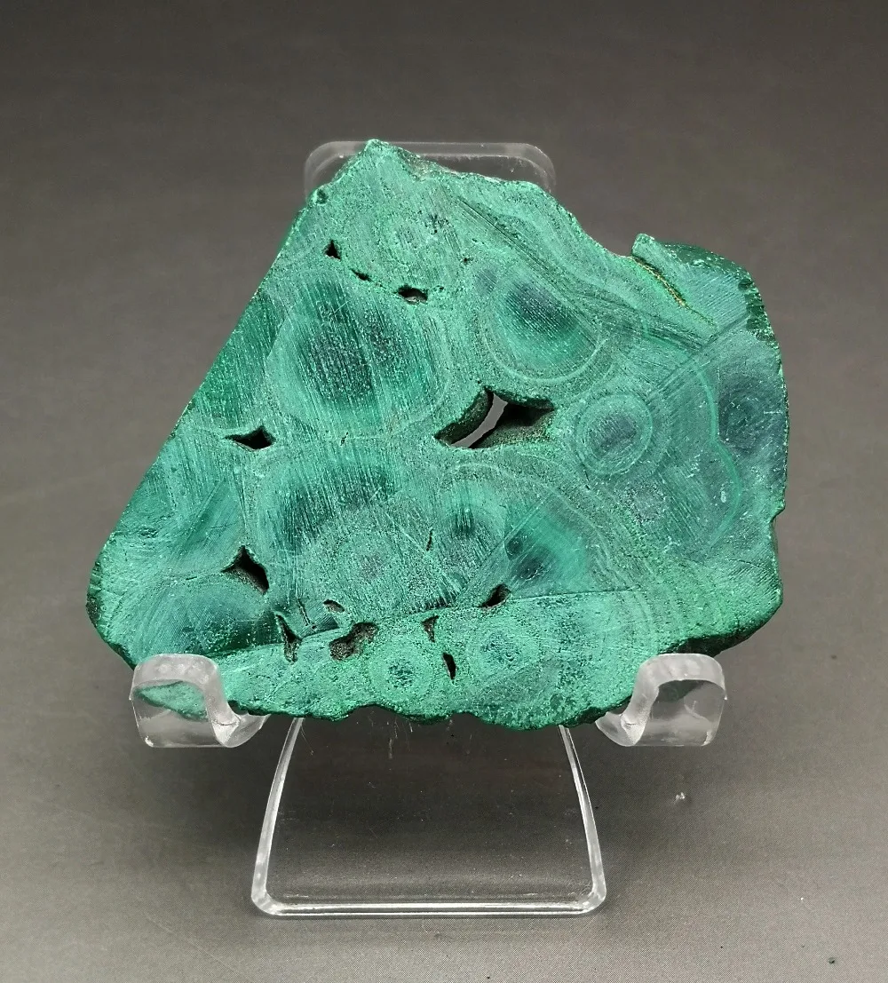 67g Natural rare malachite mineral specimen green stone crystal teaching specimen collection from China
67g Natural rare malachite mineral specimen green stone crystal teaching specimen collection from China