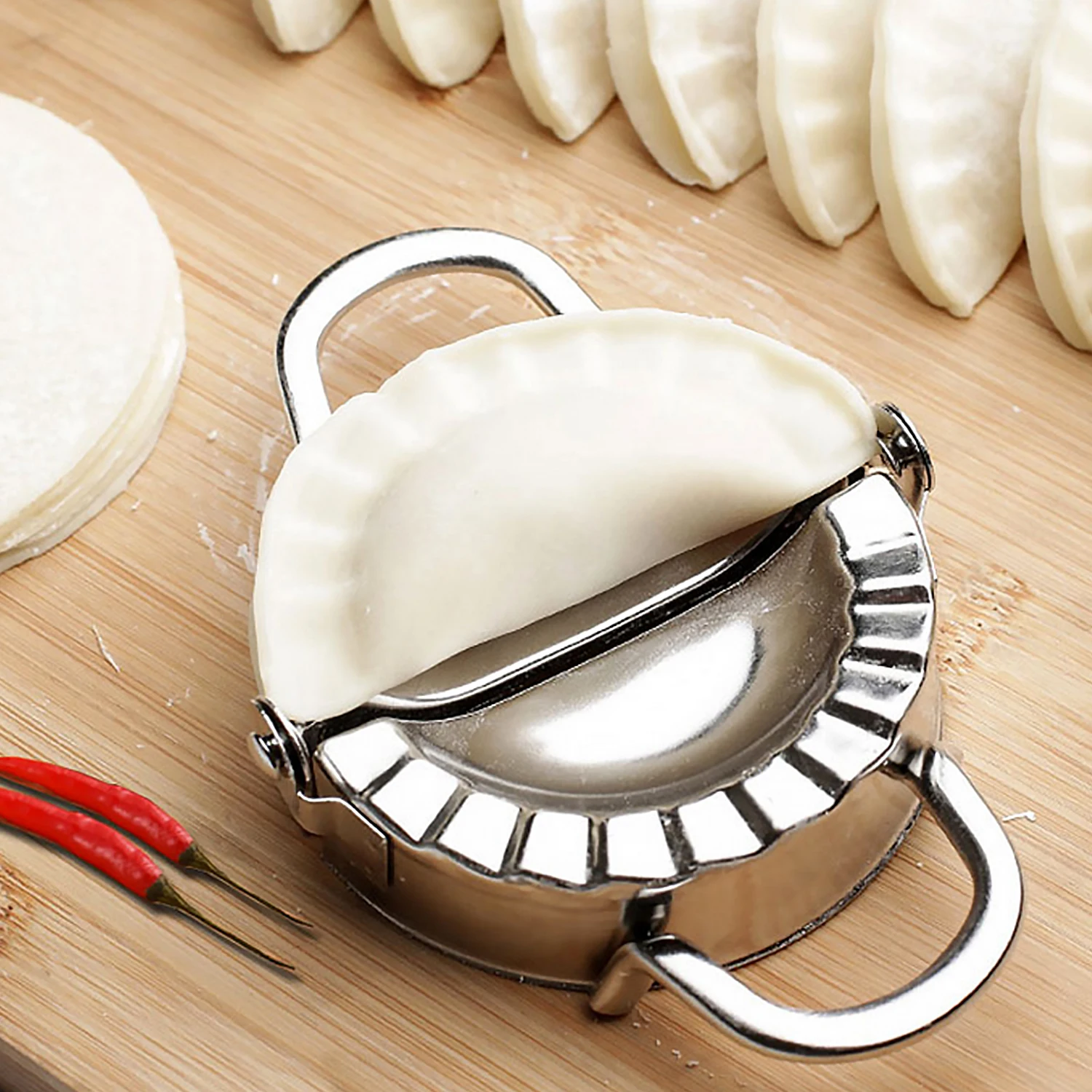 Behogar Stainless Steel Dumpling Maker Mold Home Kitchen Restaurant Pastry Tools Accessories 13.5x7.5x2.5cm/5.31x2.95x0.98inch
Behogar Stainless Steel Dumpling Maker Mold Home Kitchen Restaurant Pastry Tools Accessories 13.5x7.5x2.5cm/5.31x2.95x0.98inch