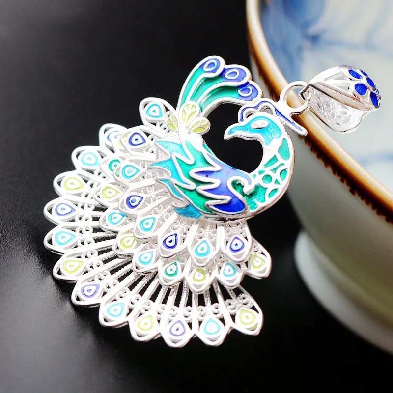 Silver Jewelry Wholesale Genuine S925 Sterling Silver Pendant Retro Cloisonne Peacock Thai Silver Pendant Fashion Female
Silver Jewelry Wholesale Genuine S925 Sterling Silver Pendant Retro Cloisonne Peacock Thai Silver Pendant Fashion Female