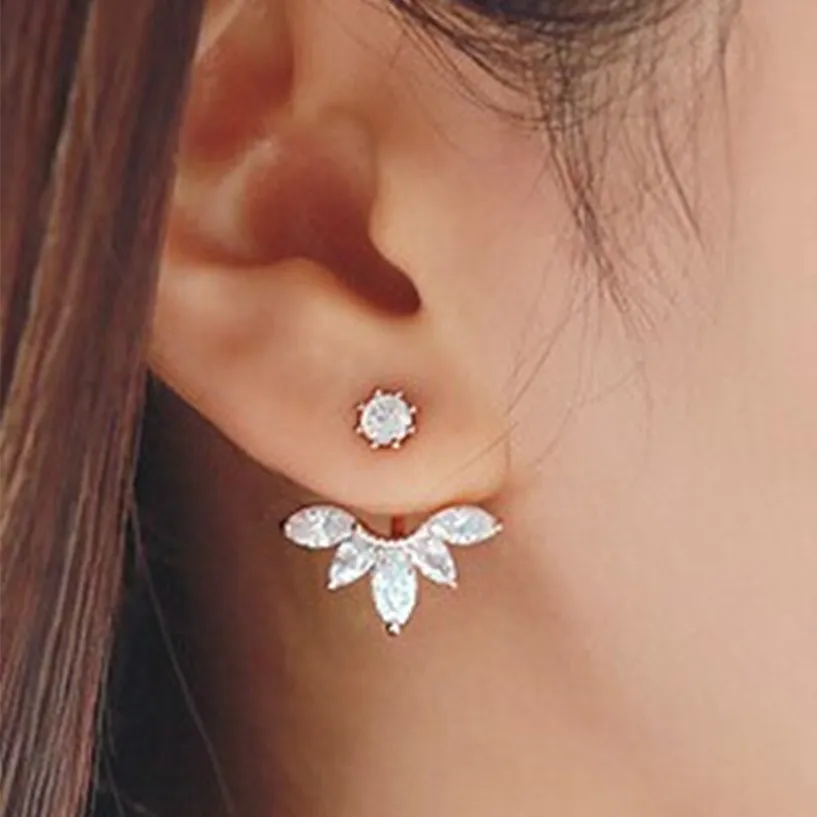 Korean gold and silver silver earrings fashion declaration jewelry earrings jewelry wholesale women
Korean gold and silver silver earrings fashion declaration jewelry earrings jewelry wholesale women