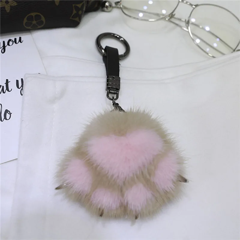 Fashion New Fur Keychain Fluffy Fur Mink Bear Cub Paw Keychain For Women Mink Hain Furs Pom Pom Key Chain Car Bag Pendant
Fashion New Fur Keychain Fluffy Fur Mink Bear Cub Paw Keychain For Women Mink Hain Furs Pom Pom Key Chain Car Bag Pendant