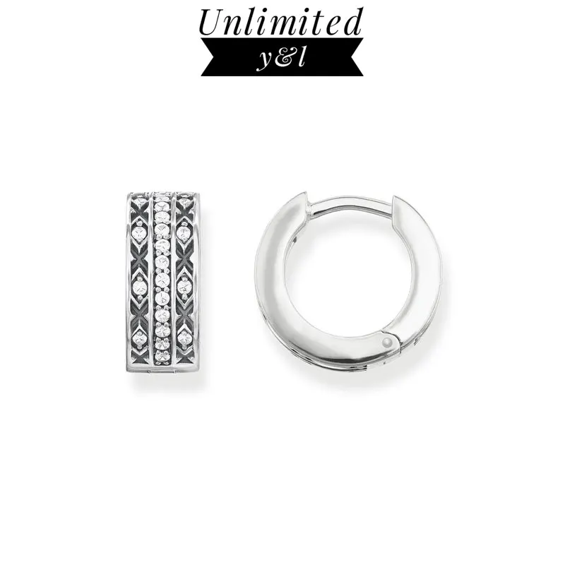 Asian Ornament Hoop Earrings Silver Fashion Good Jewelry Gift for Women White Zircon Round Earrings
Asian Ornament Hoop Earrings Silver Fashion Good Jewelry Gift for Women White Zircon Round Earrings
