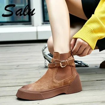 Salu Ankle Boots High Quality Brand Kid Suede Leather Woman Shoes Handmade Slip-on Platform Heel Round Toe Boots
Salu Ankle Boots High Quality Brand Kid Suede Leather Woman Shoes Handmade Slip-on Platform Heel Round Toe Boots