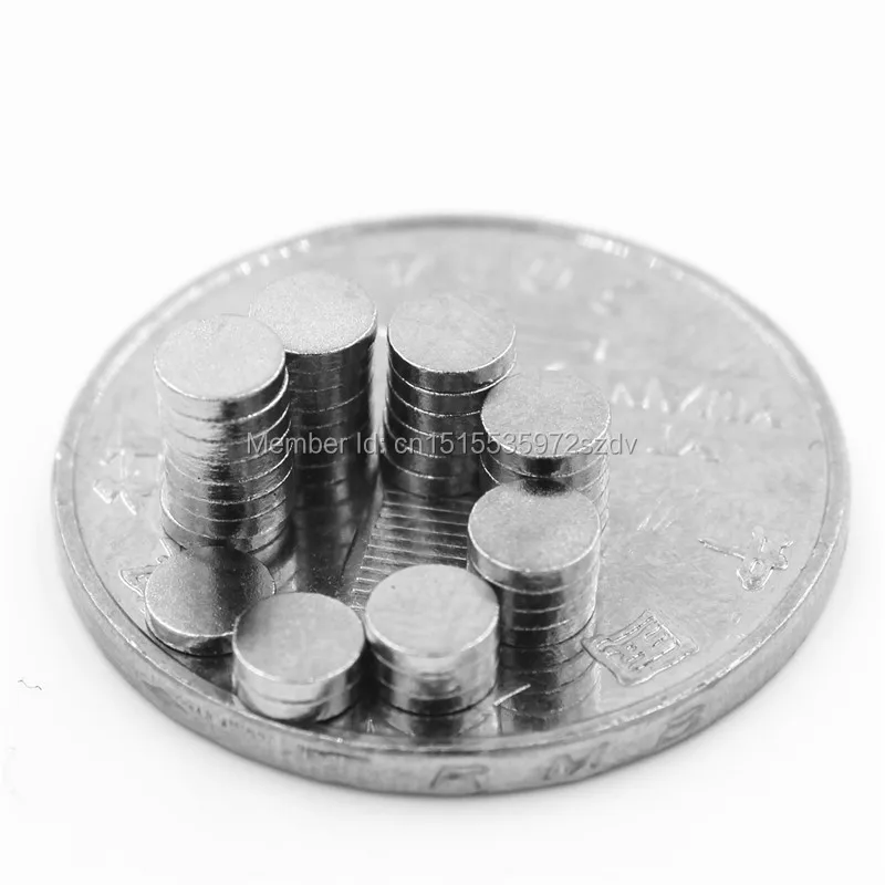 500pcs Strong Round Dia 4mm x 1.5mm N35 Rare Earth Neodymium Magnet Art Craft Fridge free shipping
500pcs Strong Round Dia 4mm x 1.5mm N35 Rare Earth Neodymium Magnet Art Craft Fridge free shipping