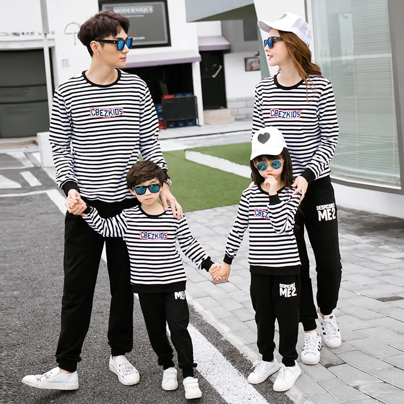 Autumn and Winter Matching Outfits Stripe Suit Letters Embroidered Mom and Daughter and Son Sweater Family Matching Clothes Set
Autumn and Winter Matching Outfits Stripe Suit Letters Embroidered Mom and Daughter and Son Sweater Family Matching Clothes Set