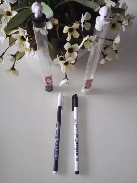 Free shipping& Black and white solo whole needle tube neutral pen, cartoon cute, 0.38mm nib thickness
Free shipping& Black and white solo whole needle tube neutral pen, cartoon cute, 0.38mm nib thickness