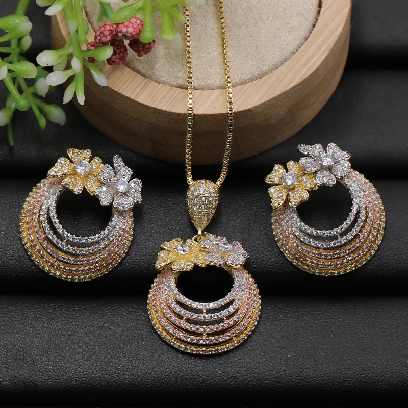 Lanyika Jewelry Set Delicate Lovely Flower Circle Cubic Zircon Micro Paved Necklace with Earrings for Engagement Bridal Gifts
Lanyika Jewelry Set Delicate Lovely Flower Circle Cubic Zircon Micro Paved Necklace with Earrings for Engagement Bridal Gifts