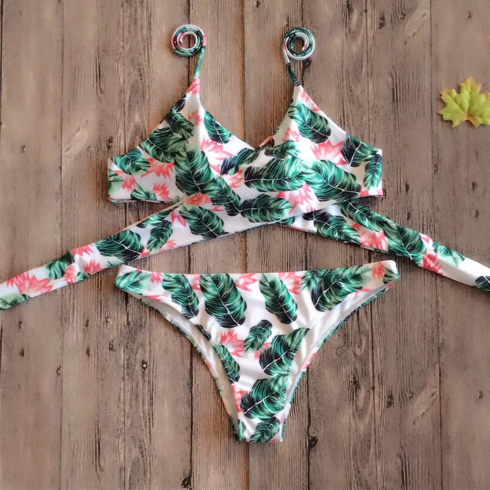 Women Summer Bikini Set Beach Sexy Bandage Leaves Printed High Waist Briefs Two-piece Swimming Suit Bathing Beach Wear Swimwear
Women Summer Bikini Set Beach Sexy Bandage Leaves Printed High Waist Briefs Two-piece Swimming Suit Bathing Beach Wear Swimwear