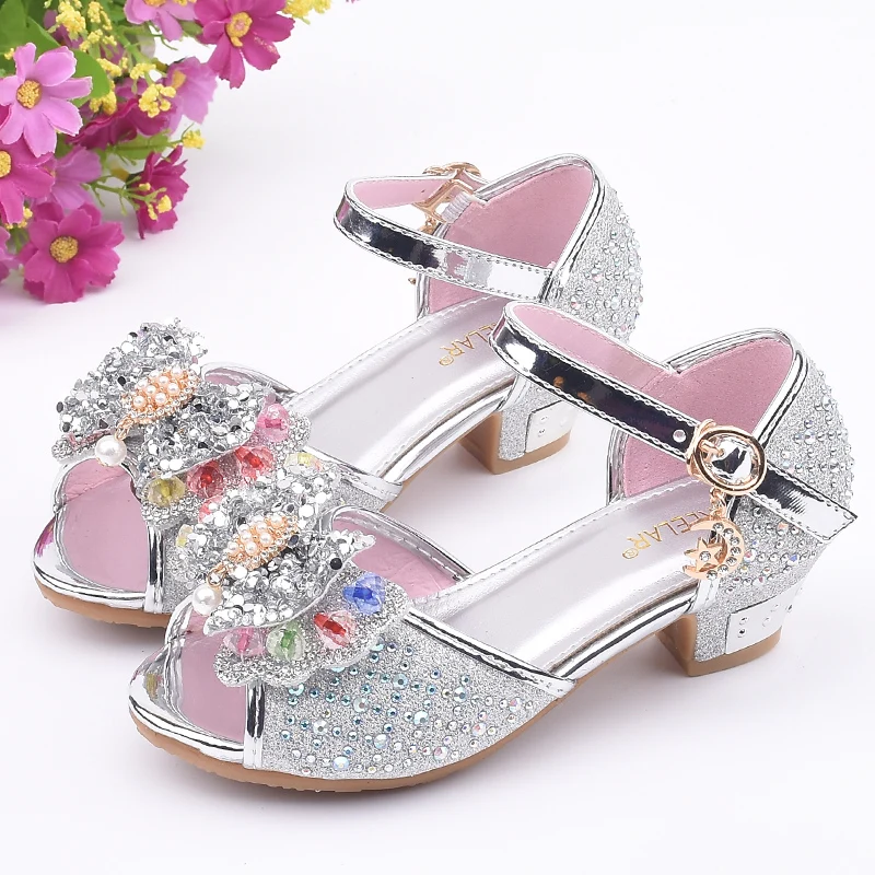 Children Girls Princess Sandals Summer Kids High Heels Sandals Shoes Fashion Sweet Girl Sandals With Bow Party Performance Shoes
Children Girls Princess Sandals Summer Kids High Heels Sandals Shoes Fashion Sweet Girl Sandals With Bow Party Performance Shoes