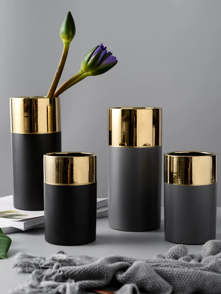 Light luxury matte gilt ceramic vase creative minimalist design desktop decoration ornaments
Light luxury matte gilt ceramic vase creative minimalist design desktop decoration ornaments