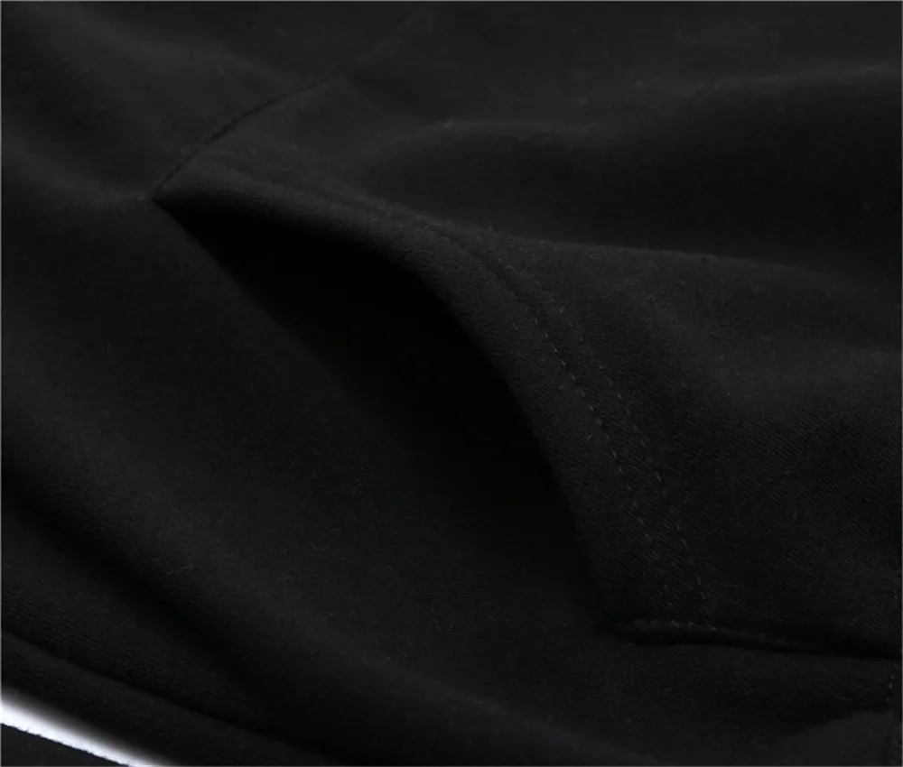 2890667728_1857924454