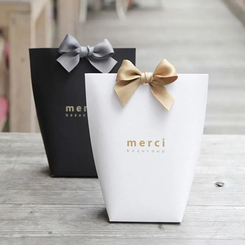10 pcs/lot Wedding Gifts Bag Favor Boxes Candy Boxes Favors Gift Baby Shower Event & Party Supplies #A30
10 pcs/lot Wedding Gifts Bag Favor Boxes Candy Boxes Favors Gift Baby Shower Event & Party Supplies #A30