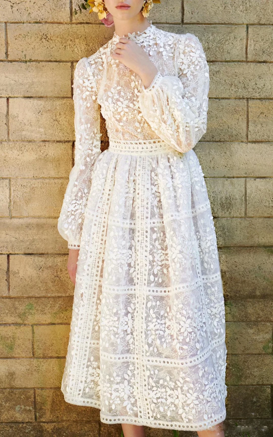 2019 New Elegant White Black Lace Spring Long Maxi Dress Women Mid-Calf Lantern Sleeve Empire Stand Full Free Shipping
2019 New Elegant White Black Lace Spring Long Maxi Dress Women Mid-Calf Lantern Sleeve Empire Stand Full Free Shipping