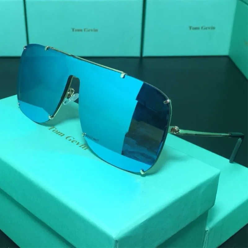 Tom Gevin 2019 Oversized Frameless Sunglasses Women Brand Designer Retro Vintage Square Frame One Piece Sun Glasses Shades TF458
Tom Gevin 2019 Oversized Frameless Sunglasses Women Brand Designer Retro Vintage Square Frame One Piece Sun Glasses Shades TF458